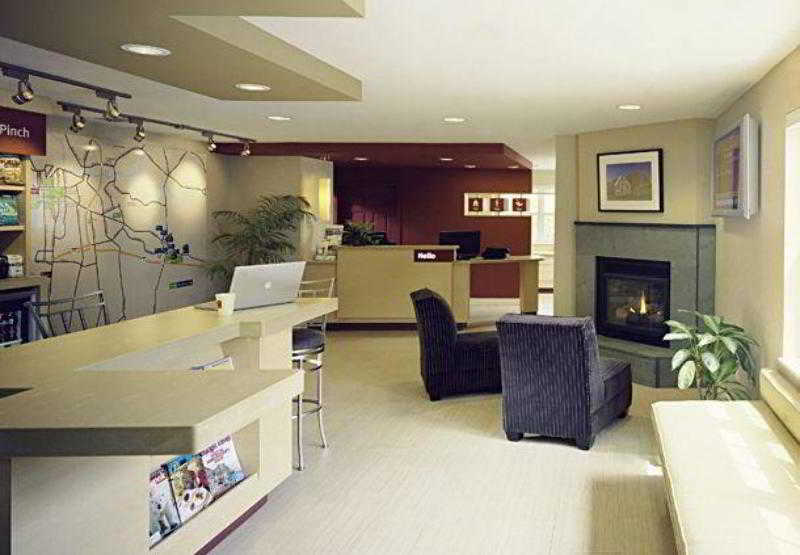 Towneplace Suites By Marriott Burlington Williston Exterior photo